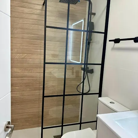 Playa Centro Ii, A Estrenar, 5 Huespedes Vut-5248-as * Gijón