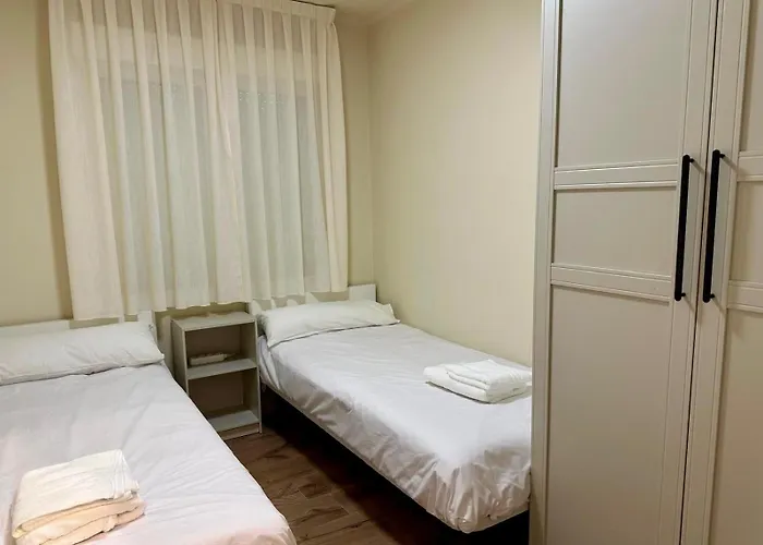 Playa Centro Ii, A Estrenar, 4 Huespedes Vut-5248-as Lejlighed Gijón